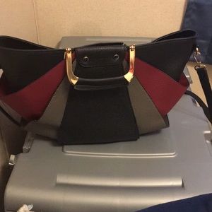 This purse is actually brand new, didn’t like it